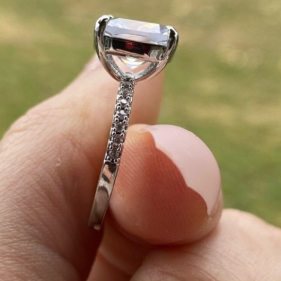 Large 5.62ct Cushion Cut Solitaire Zircon Diamond Ring With Zircon Diamond Band - Picture 7 of 10